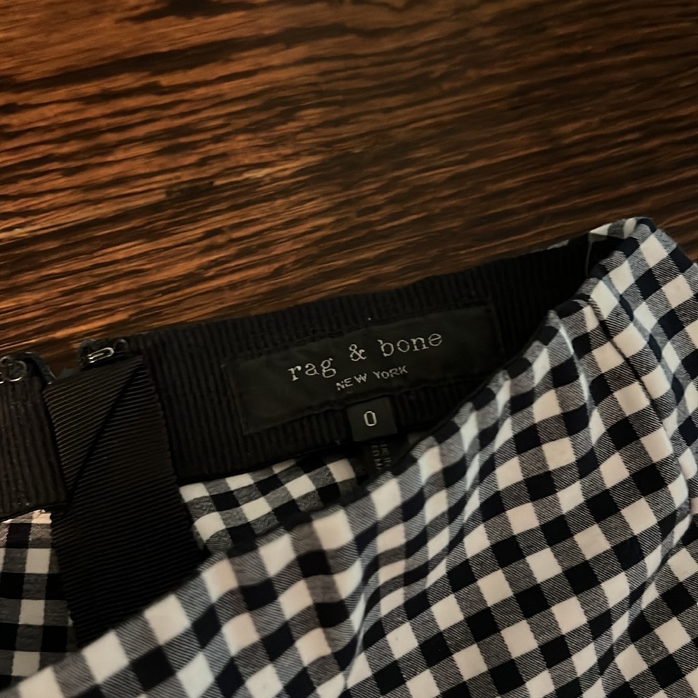 Pants - Picture 3 of 4